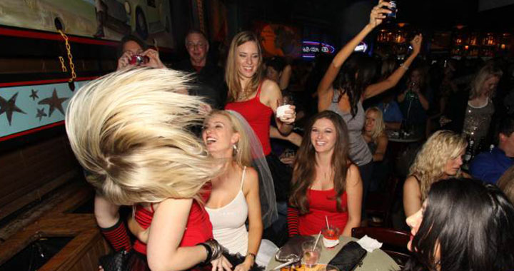 Pete’s Piano Bar Dallas Bar